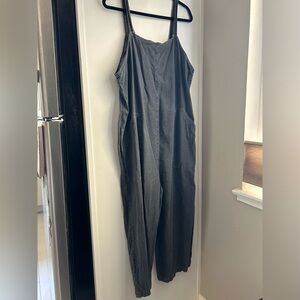 Jumper / Universal Thread / two colors + sizes